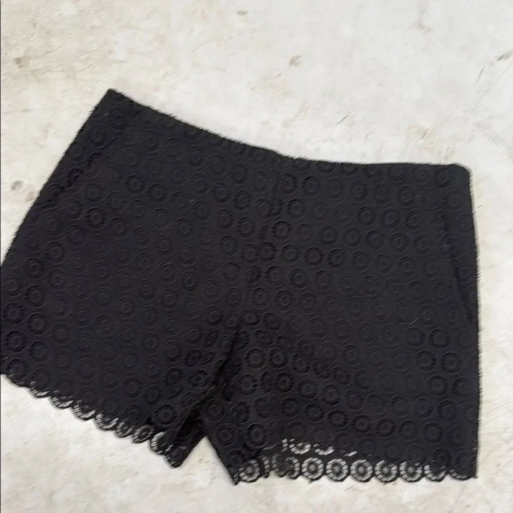 Elegant Black Lace Women's Shorts TRINA TURK - Brand New - Size 8 - Lace Shorts